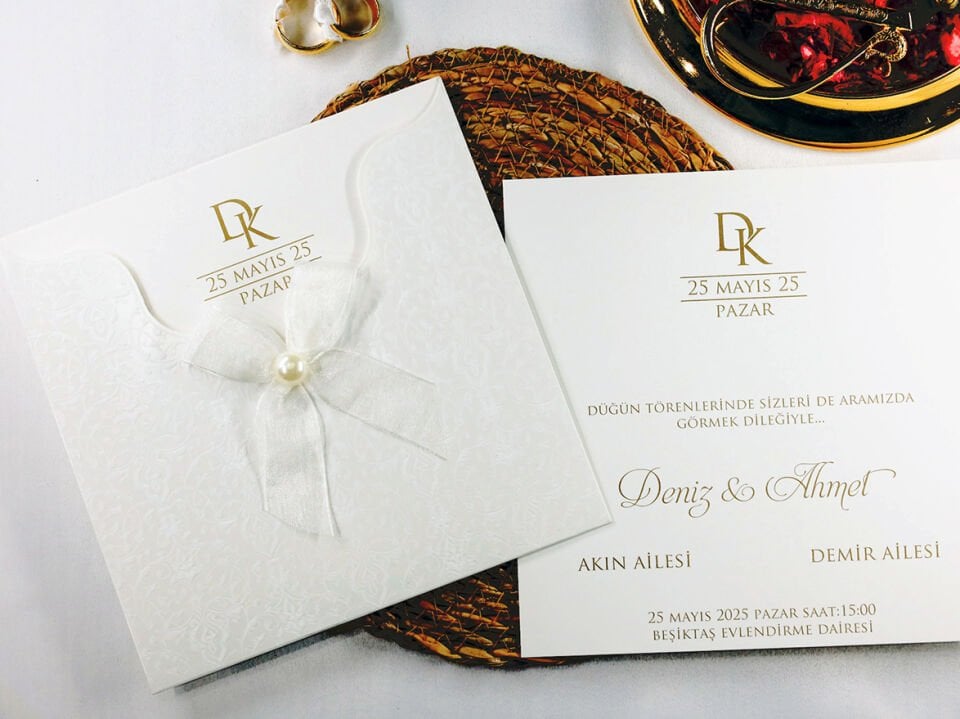 Harmony Invitation 2439